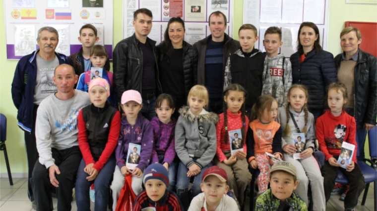 Известные биатлонисты посетили чебоксарскую спортшколу