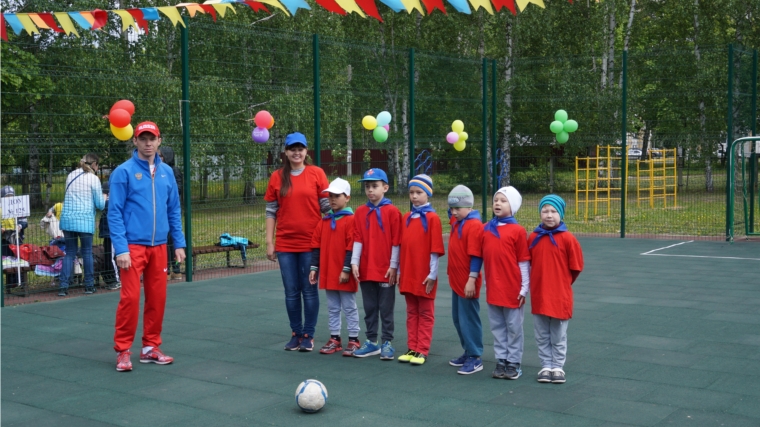 Юные спортсмены чебоксарских детских садов готовятся к финалу первенства по мини-футболу