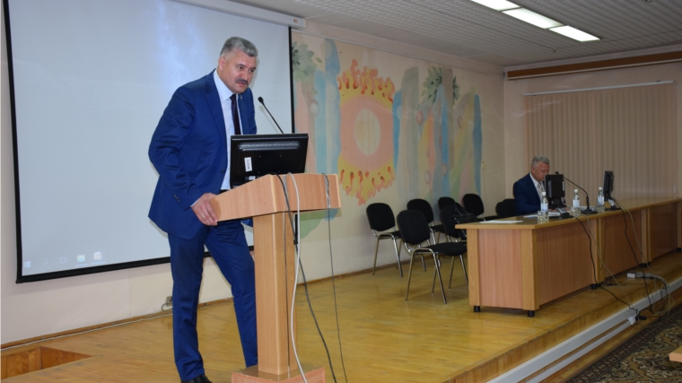Министр Владимир Викторов провел совещание с главными врачами