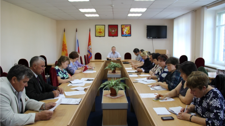 Красночетайский район: на совещании с главами сельских поселений обсуждены актуальные вопросы