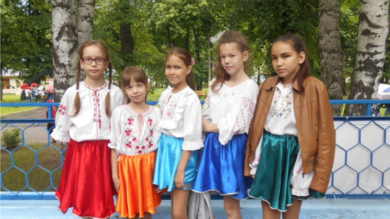 Воспитанники БУ «Социально-реабилитационный центр для несовершеннолетних г. Чебоксары» – участники фестиваля-конкурса «Ача-пача Акатуйе»