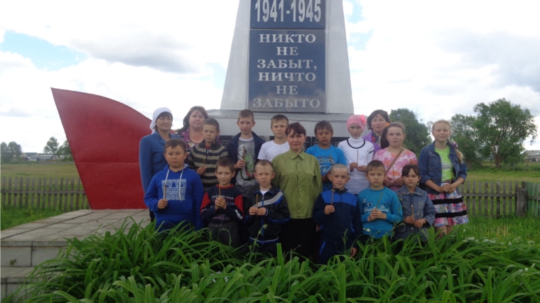 В Трехбалтаевском сельском поселении состоялось мероприятие &quot;Свеча памяти&quot;