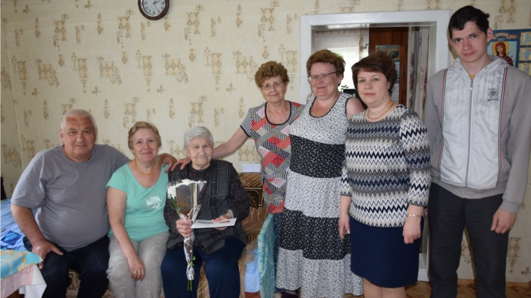 90-летний юбилей отмечает жительница Московского района г. Чебоксары Путильцева Елена Михайловна