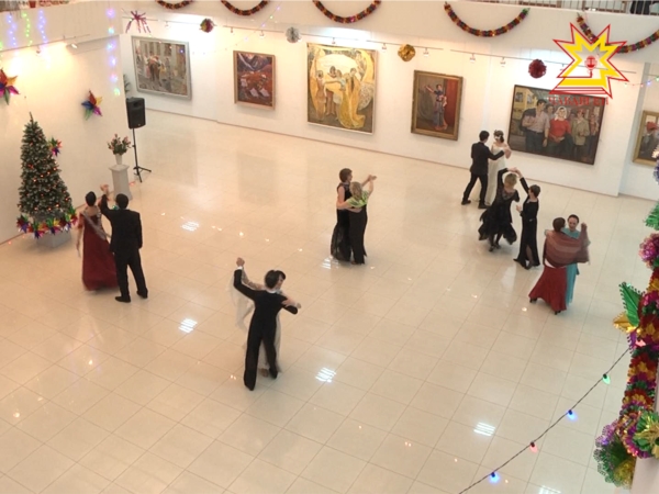 В Художественном музее Чебоксар состоялся новогодний бал