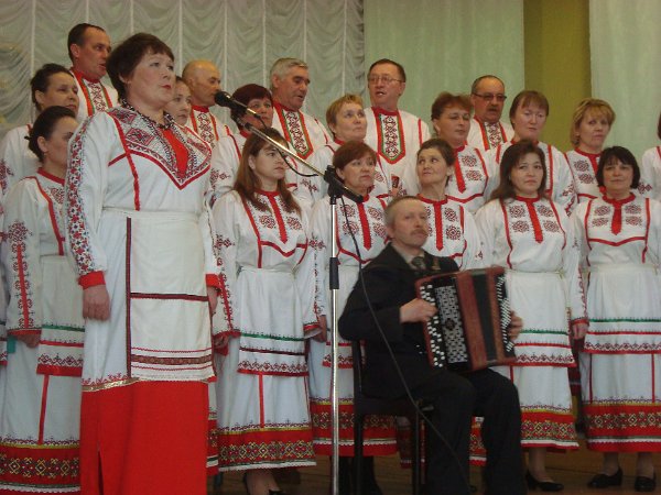 Выступление коллектива художественной самодеятельности Атнарского сельского поселения