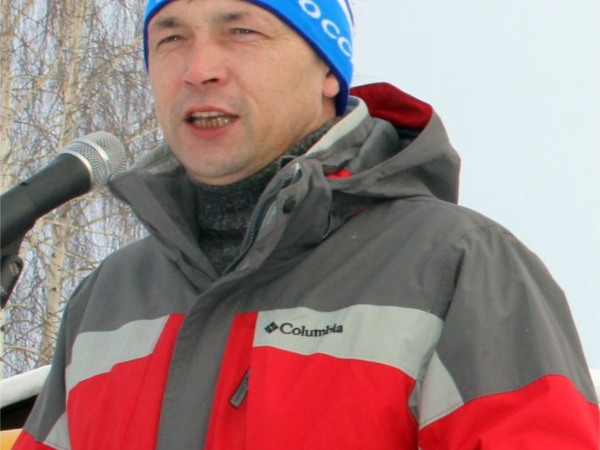 Поздравление главы Моргаушского района И.В. Николаева участников "Лыжни России - 2015"