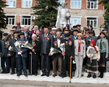 Торжественный митинг, посвященный 66-й годовщине Победы в Великой Отечественной войне.