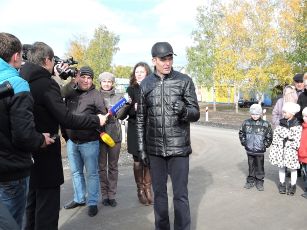 Глава Чувашии Михаил Игнатьев принял участие в открытии новой дороги и фельдшерско-акушерского пункта