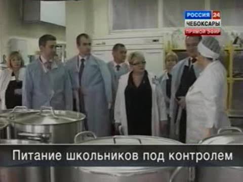 Чиновники республики прошлись по столовым и проверили, как организовано питание учеников в столичных школах