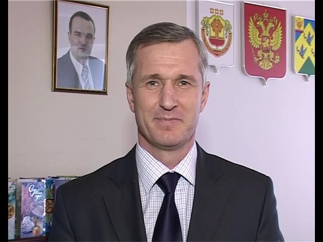 Поздравление Главы администрации г. Новочебоксарск Александра Сироткина с Новым годом