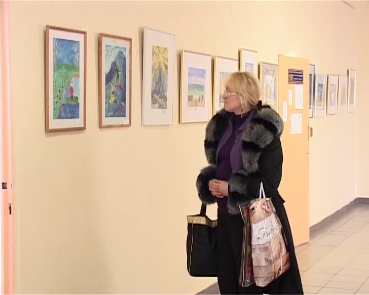 Выставка рисунков «Мир воды глазами детей»