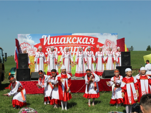 В Чебоксарском районе прошла традиционная Ишакская ярмарка