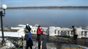 В городе Мариинский Посад продолжаются субботники по благоустройству территрорий