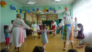 В детском саду «Золотой ключик» г. Ядрин встретились два поколения