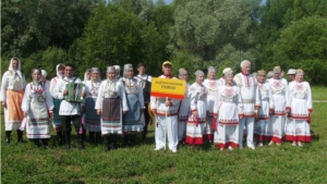 Народный хор чувашской песни на празднике республики