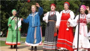 Фольклорный ансамбль «Родные просторы» на фестивале «Зеленые святки»