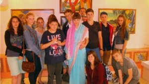 В культурно-выставочноv центре «Радуга» - делегация молодежи из немецкого города Крейфелд