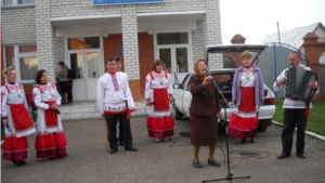 Выступление агитбригады "Пучах" на улицах Комсомольская и Беляева