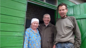 В Большешигаевском сельском поселении продолжается акция «Внимание пожилым людям!»