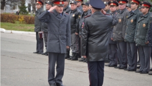 г.Новочебоксарск: гарнизонный развод на площади Победы