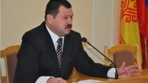 Глава администрации Батыревского района провел расширенное совещание
