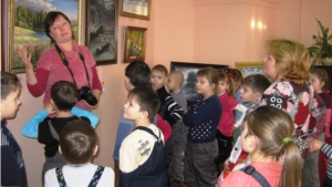 Дошкольники посетили выставку картин художника Бориса Пеньтелькова