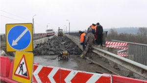 Мост через р. Сура около Ядрина ремонтируется