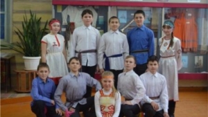 Етĕрнери 1-мĕш гимназире Чăваш чĕлхи эрни пуçланчĕ