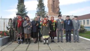 Торжественный митинг, посвященный Дню Победы, в Янтиковском районе