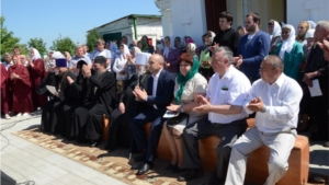 В первый день лета в Цивильске прошли торжества, посвященные 280-летию Свято-Троицкого собора