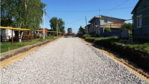 В селе продолжается строительство автомобильной дороги по ул. Крылова
