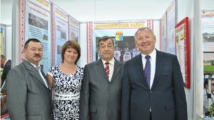 Шемуршинский район представлен на XХI Межрегиональной выставке "Регионы – сотрудничество без границ"