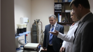 Министр И. Исаев посетил Чувашский республиканский радиологический центр