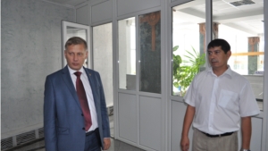 Министр культуры Чувашии  Вадим Ефимов провел рабочее совещание в Чувашской государственном художественном музее