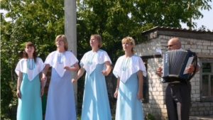 Песни для тружеников полей