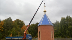 В деревне Ванюшкасы освятили и возвели купол на часовню