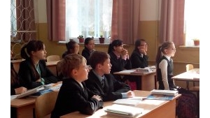 Просмотр фильма о правилах дорожного движения