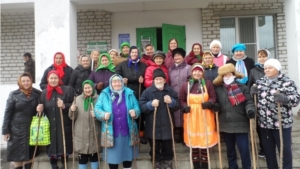 В Международный день пожилых состоялась акция " Прогуляемся по-скандинавски"