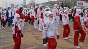 Международный спортивный форум «Россия – спортивная держава»: «Утренняя зарядка со звездой» подарила заряд бодрости на целый день