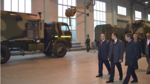 В ходе своего визита в Шумерлю Владимир Аврелькин посетил  главные промышленные предприятия города
