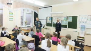 Школьников города знакомят с правилами безопасности на воде в осенне-зимний период