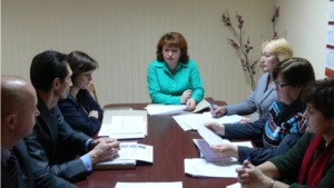 В Ядринской районной администрации состоялось заседание по вопросам граждан, прибывших в Ядринский район  с Украины из-за военного положения в своей родной стране