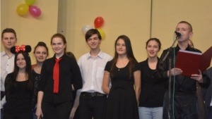 Посвящение в студенты Чебоксарского музыкального училища прошло на «ура»