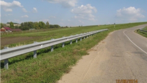 Установка барьерного ограждения  на автодороге «Аниш – Анаткасы - Кульгеши»