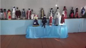 Выставка «Куклы в одежде народов мира»