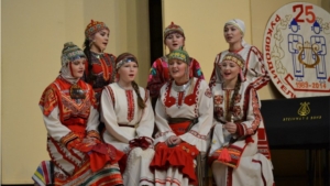Чудесное исполнение русских и чувашских народных песен
