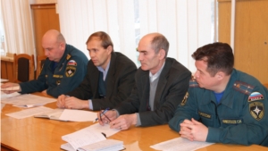 Заседание комиссии по предупреждению и ликвидации чрезвычайных ситуаций и обеспечению пожарной безопасности на территории Шумерлинского района