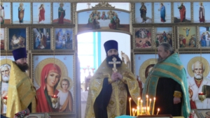 В день памяти святителя Николая Чудотворца  в храме святителя Николая с. Николаевское Ядринского района прошел молебен