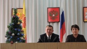 Поздравление главы района Розы Молодовой и главы администрации Яльчикского района Николая Миллина