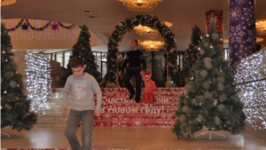 В подарок детям – Республиканская благотворительная Рождественская елка